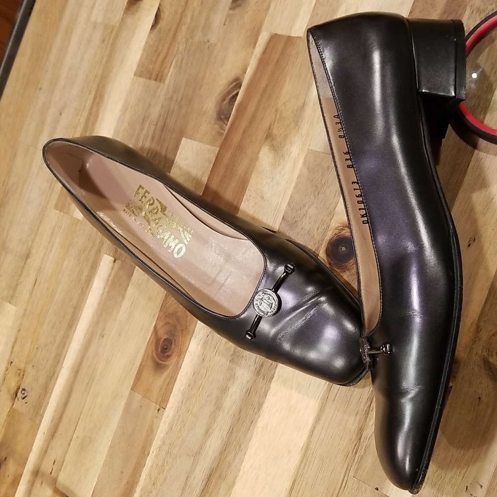 Salvatore Ferragamo 8 1/2 black leather coin & small bit heels